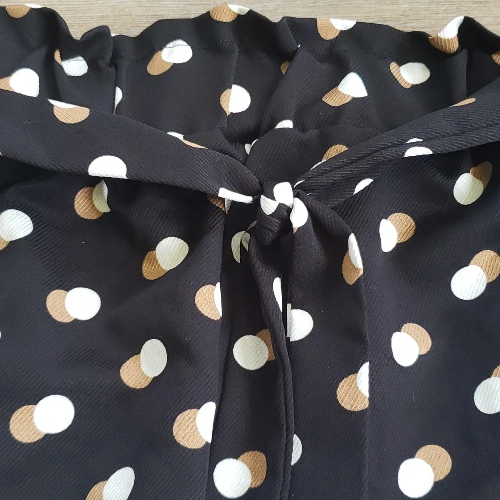 Womans polka dot shorts - Picture 8 of 12